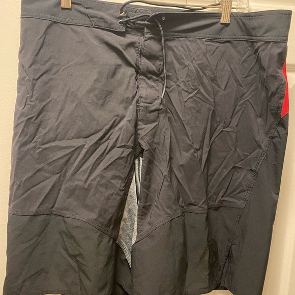 Reebok Crossfit Shorts Men’s Pocket Stretch Material Length 21” Black Red SZ LG - Picture 6 of 15